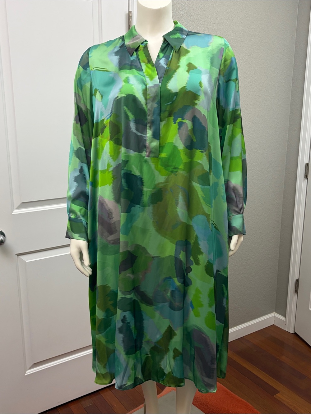 Marina Rinaldi Green and Teal Abstract Print Shirt Dress - Size 29 (18/20 US)